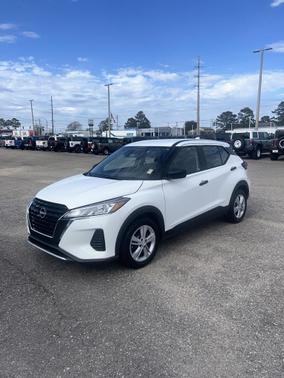2024 Nissan Kicks S
