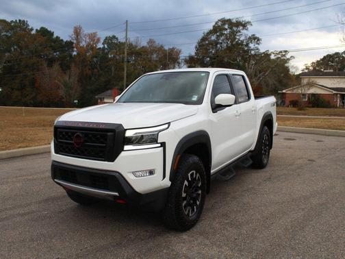 2022 Nissan Frontier PRO-X