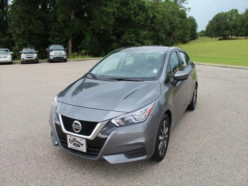 2022 Nissan Versa 1.6 SV