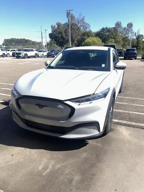 2021 Ford Mustang Mach-E Select