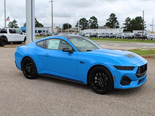 2025 Ford Mustang GT Premium