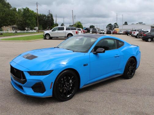 2025 Ford Mustang GT Premium