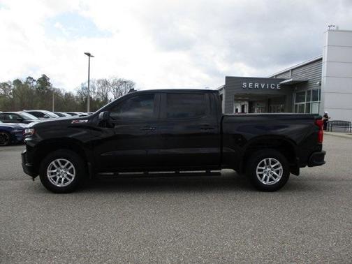 Photo 2 of 20 of 2020 Chevrolet Silverado 1500 RST