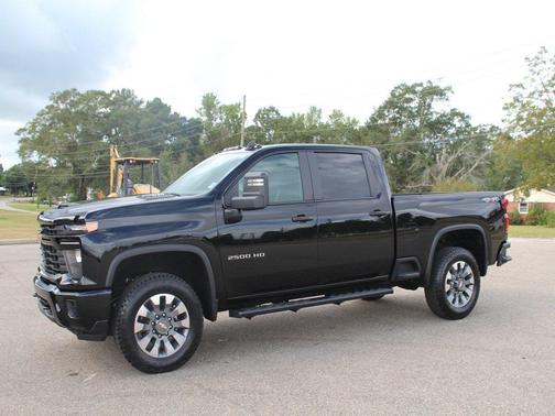 2024 Chevrolet Silverado 2500 Custom