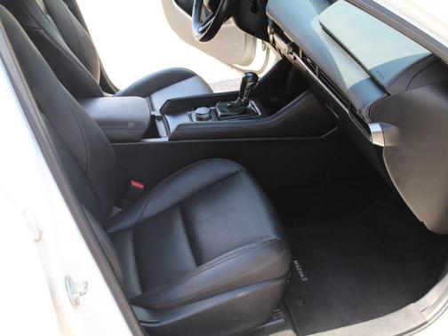2022 Mazda Mazda3 FWD w/Select Package