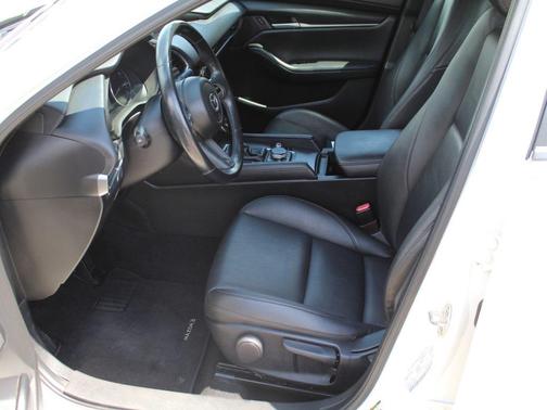2022 Mazda Mazda3 FWD w/Select Package