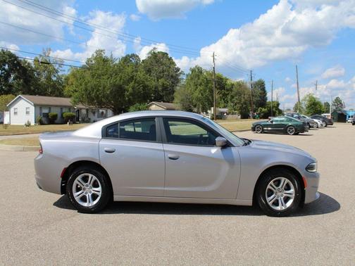 2016 Dodge Charger SE