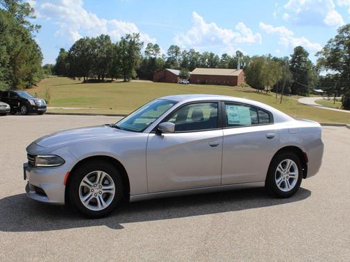 2016 Dodge Charger SE