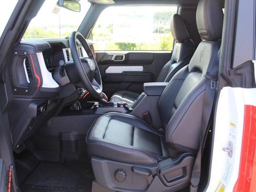 Oxford White 2025 Ford Bronco Stroppe Edition