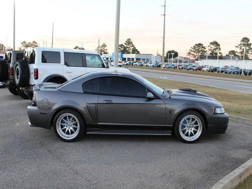 2003 Ford Mustang Mach I