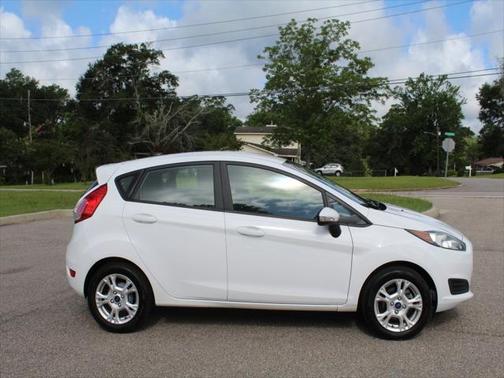 2016 Ford Fiesta SE