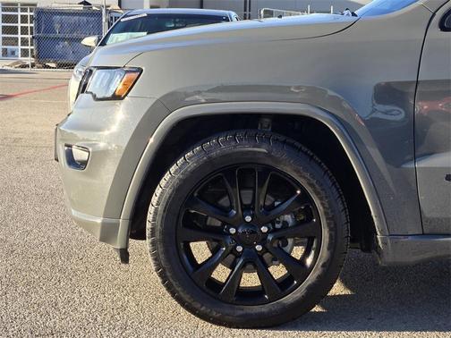 2020 Jeep Grand Cherokee Altitude