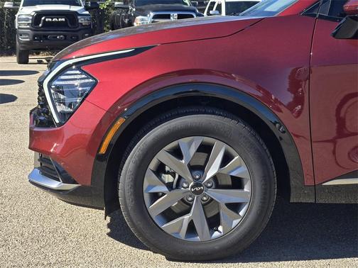 2025 Kia Sportage SX