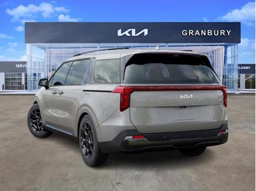 2025 Kia Carnival SX