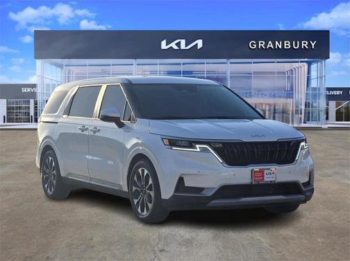 2023 Kia Carnival EX