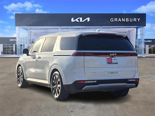 2023 Kia Carnival EX