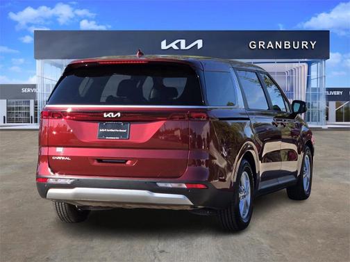 2024 Kia Carnival LX