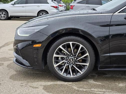 2020 Hyundai SONATA Limited
