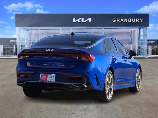 2022 Kia K5 EX