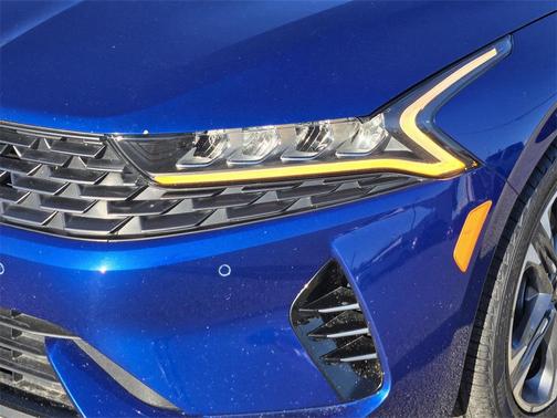 2022 Kia K5 EX