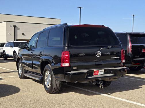 2003 Cadillac Escalade Base