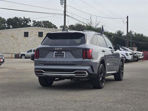 2022 Kia Sorento SX