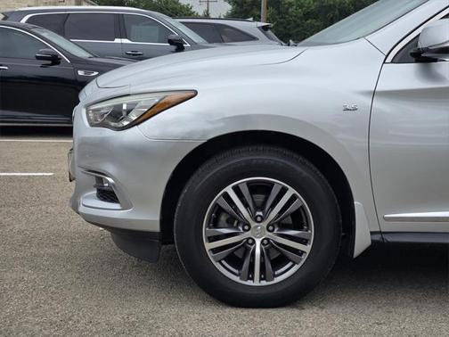 2016 INFINITI QX60 Base