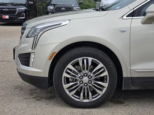 2017 Cadillac XT5 Premium Luxury