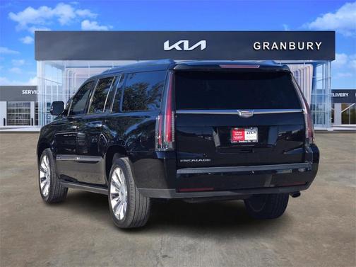 2018 Cadillac Escalade ESV Platinum