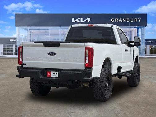 2023 Ford F-350 XL