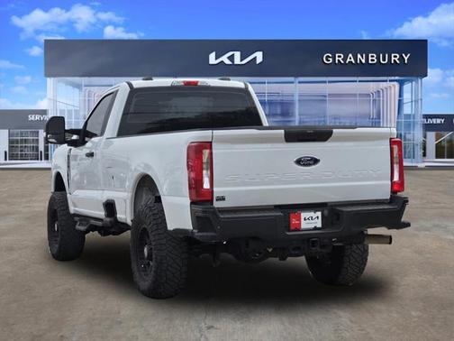2023 Ford F-350 XL