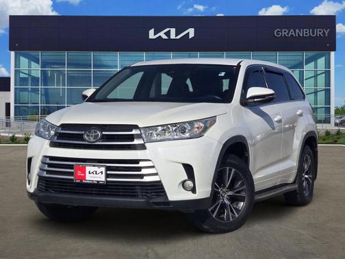 2017 Toyota Highlander LE Plus