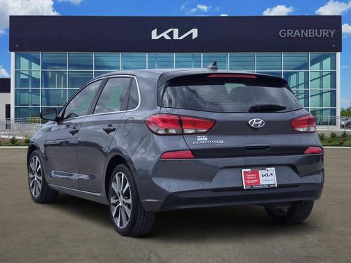 2018 Hyundai Elantra GT Base