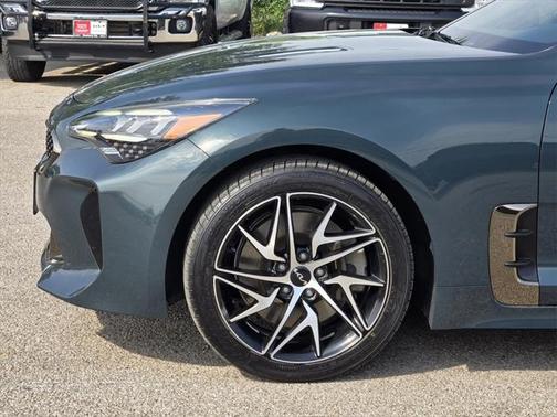 2022 Kia Stinger GT-Line