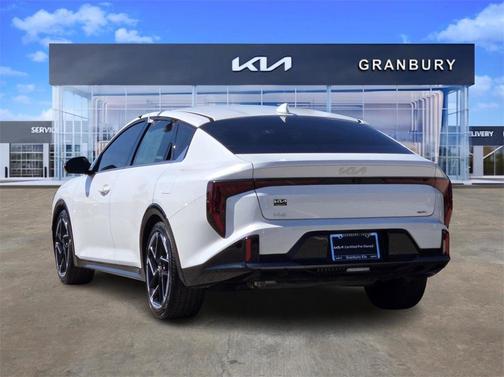 2025 Kia K4 GT-Line