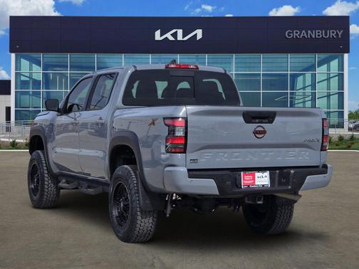 2023 Nissan Frontier PRO-X