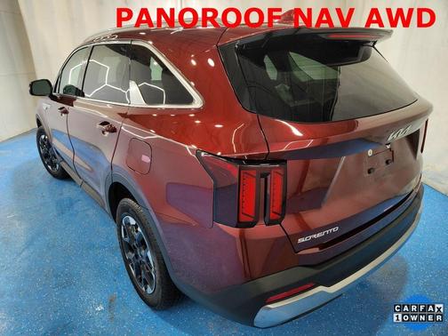 2025 Kia Sorento S