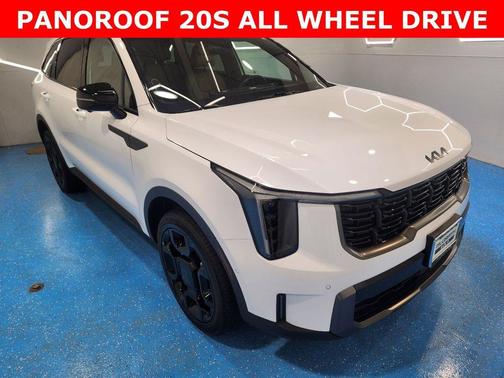 Glacial White Pearl 2025 Kia Sorento SX Prestige