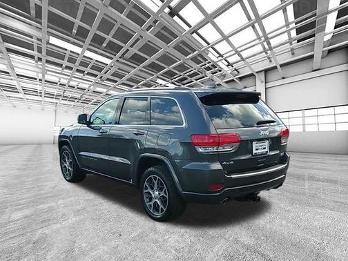 2018 Jeep Grand Cherokee Sterling Edition