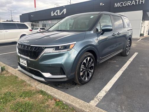 2023 Kia Carnival EX