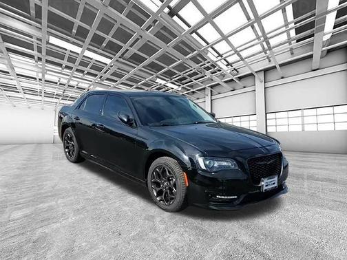 2022 Chrysler 300 Touring