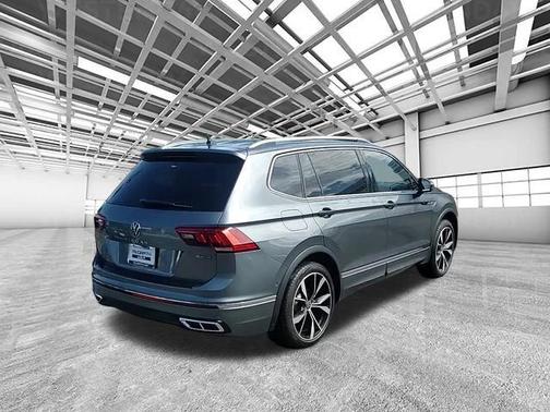 2023 Volkswagen Tiguan 2.0T SEL R-Line 4MOTION