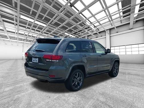 2021 Jeep Grand Cherokee 80th Anniversary 4X4