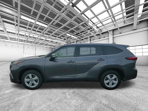2020 Toyota Highlander LE