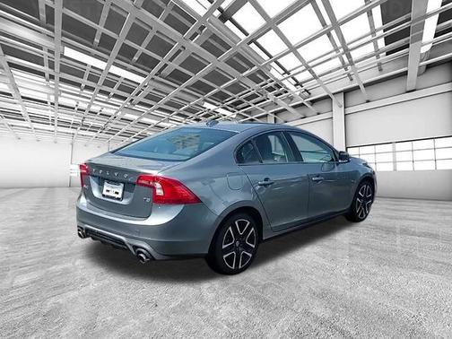 2018 Volvo S60 T5 Dynamic