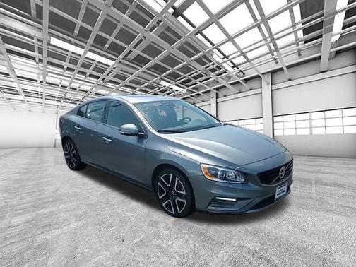 2018 Volvo S60 T5 Dynamic