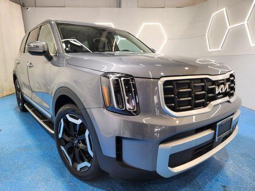 2023 Kia Telluride S
