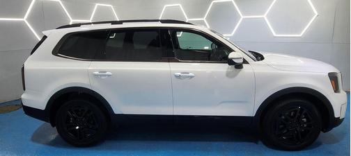 Glacial White Pearl 2025 Kia Telluride EX X-Line