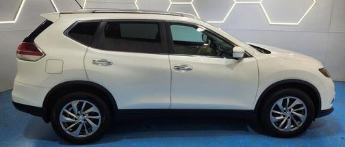 Moonlight White 2015 Nissan Rogue SL