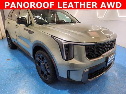 Jungle Green 2025 Kia Sorento SX